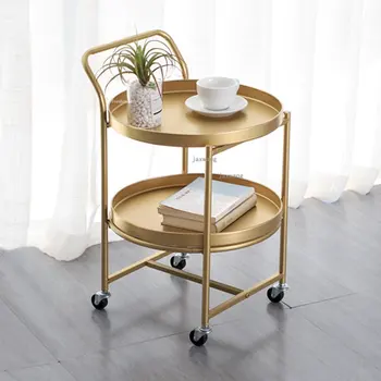נורדי ברזל יצוק הרהיטים בסלון שולחן קפה קטן בבית ספה גלגלת בצד שולחן מתכת זהב שכבה כפולה אחסון מדף